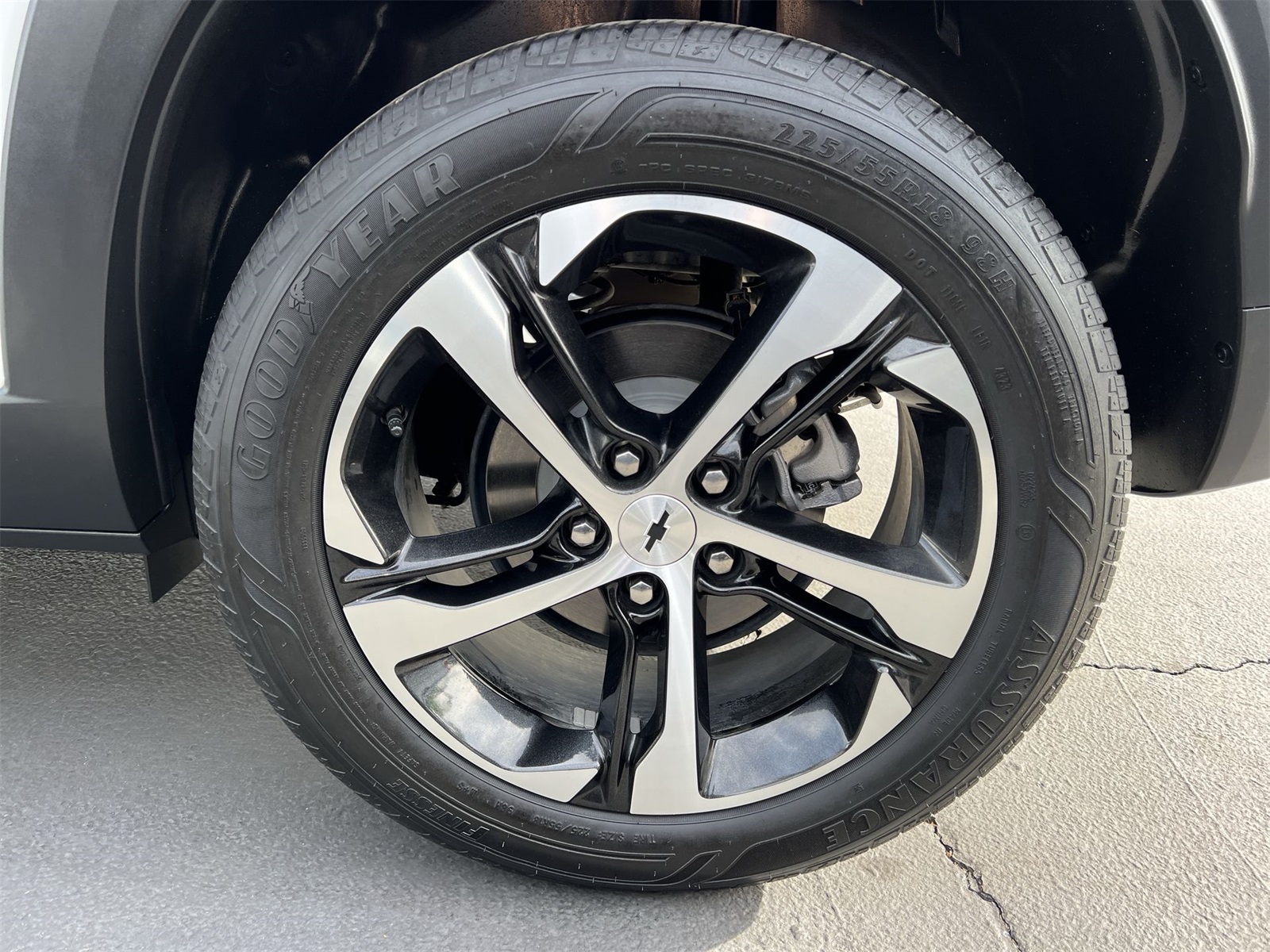 used 2024 Chevrolet Trax car, priced at $23,991