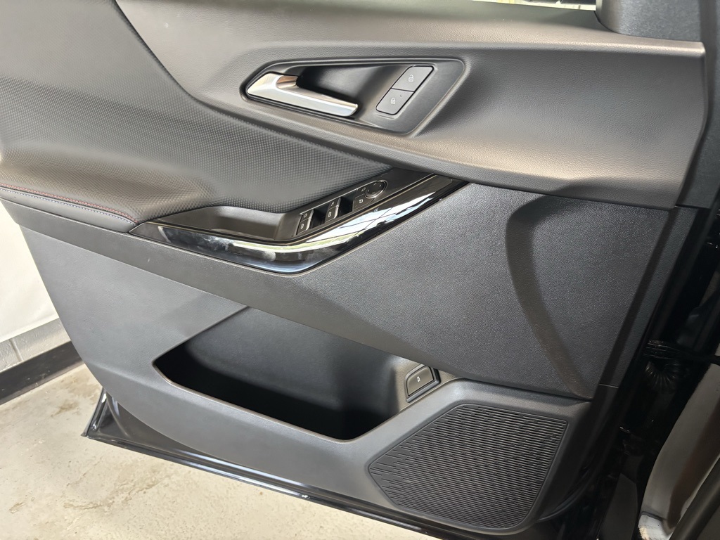 new 2026 Chevrolet Equinox car, priced at $37,020