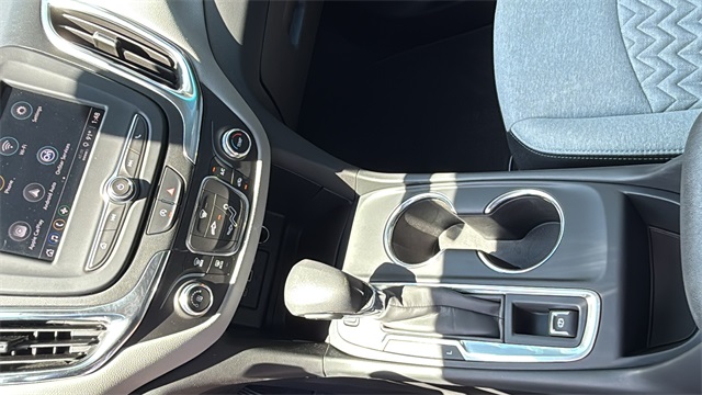 used 2022 Chevrolet Equinox car, priced at $23,999