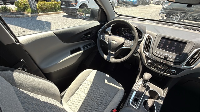 used 2022 Chevrolet Equinox car, priced at $23,999
