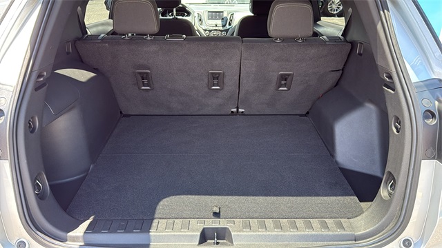 used 2022 Chevrolet Equinox car, priced at $23,999