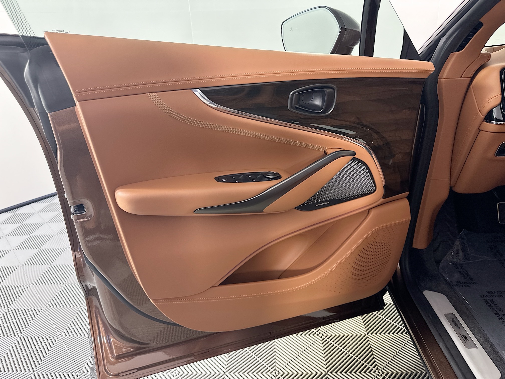 new 2025 Aston Martin DBX 707 car, priced at $259,995