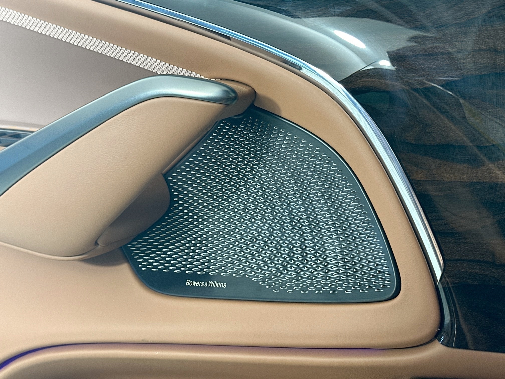 new 2025 Aston Martin DBX 707 car, priced at $259,995
