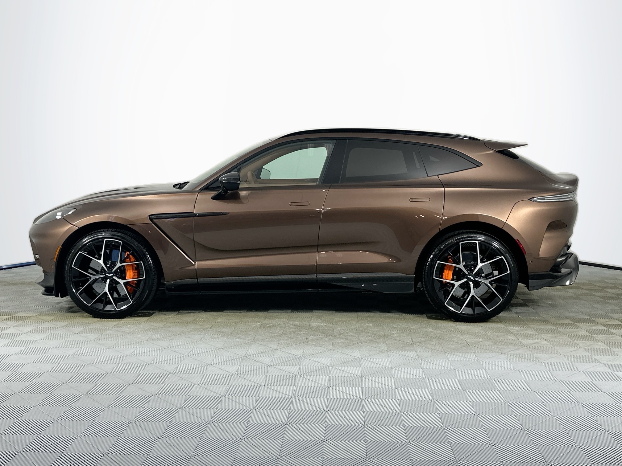 new 2025 Aston Martin DBX 707 car, priced at $259,995
