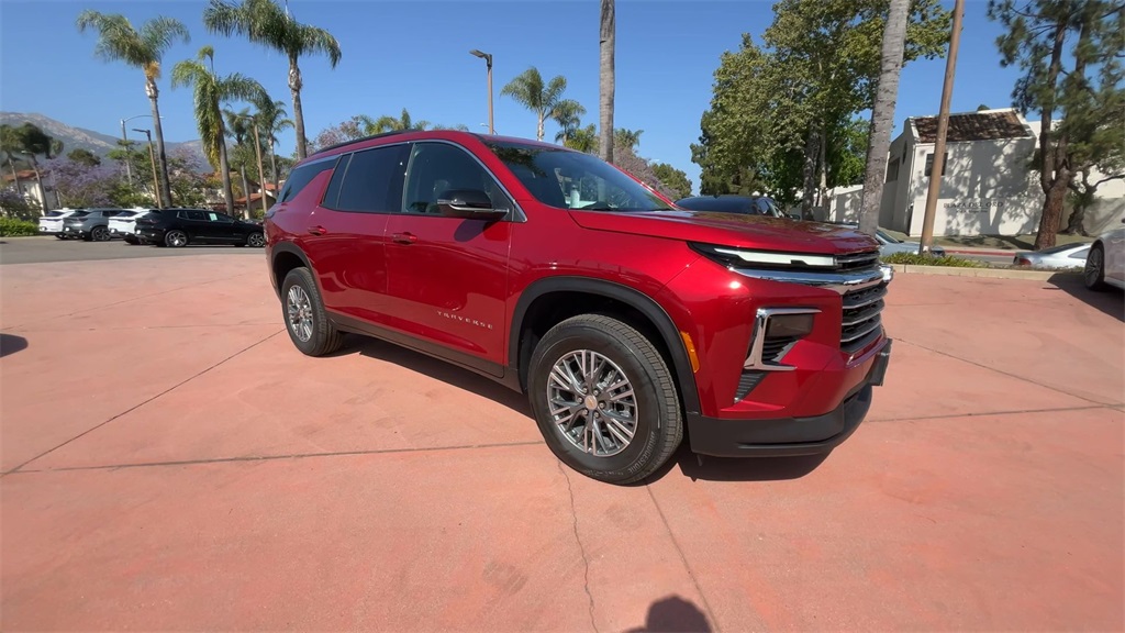 new 2025 Chevrolet Traverse car, priced at $44,115