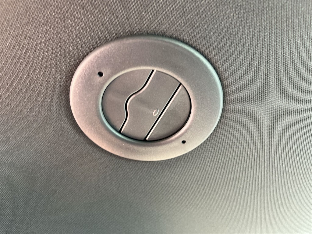 new 2025 Chevrolet Traverse car, priced at $44,115