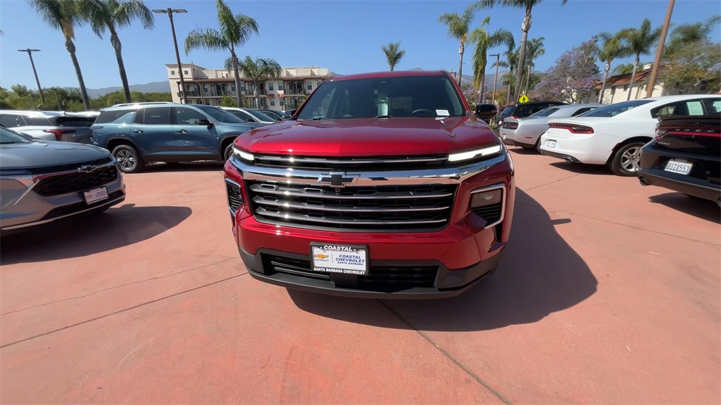 new 2025 Chevrolet Traverse car, priced at $44,115