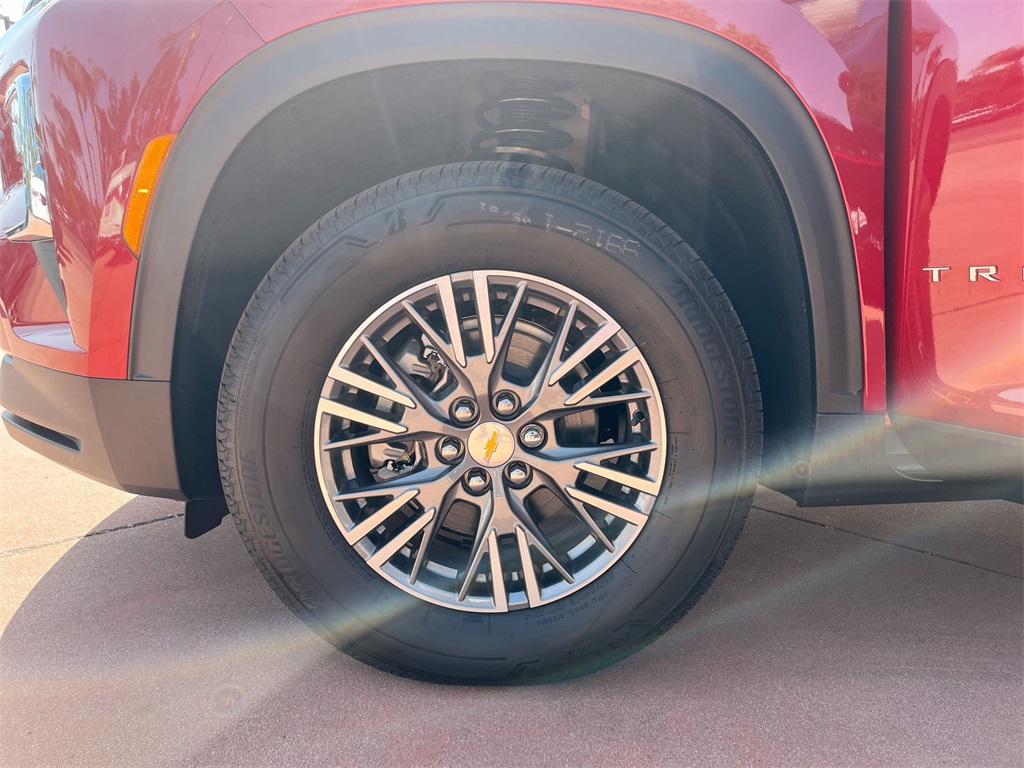new 2025 Chevrolet Traverse car, priced at $44,115