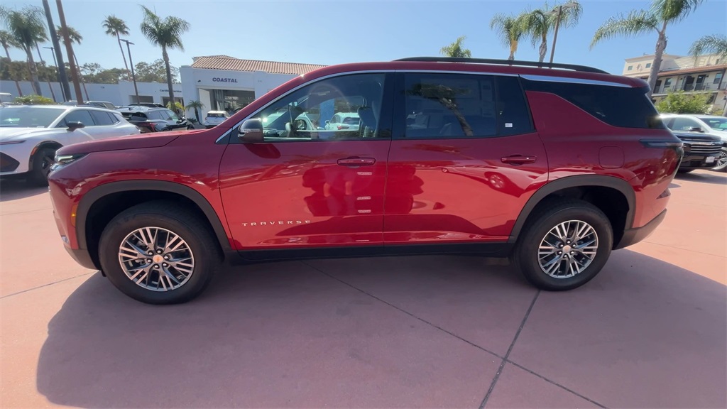 new 2025 Chevrolet Traverse car, priced at $44,115