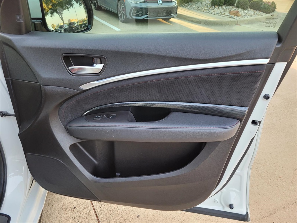 used 2019 Acura MDX car, priced at $26,002
