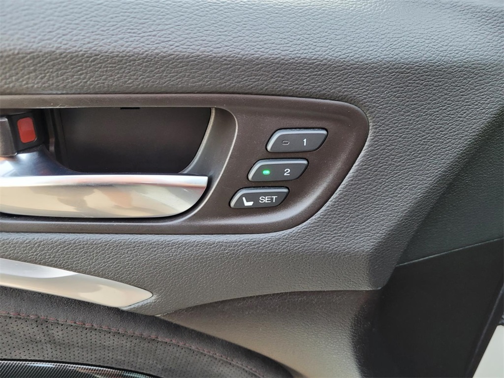 used 2019 Acura MDX car, priced at $26,002