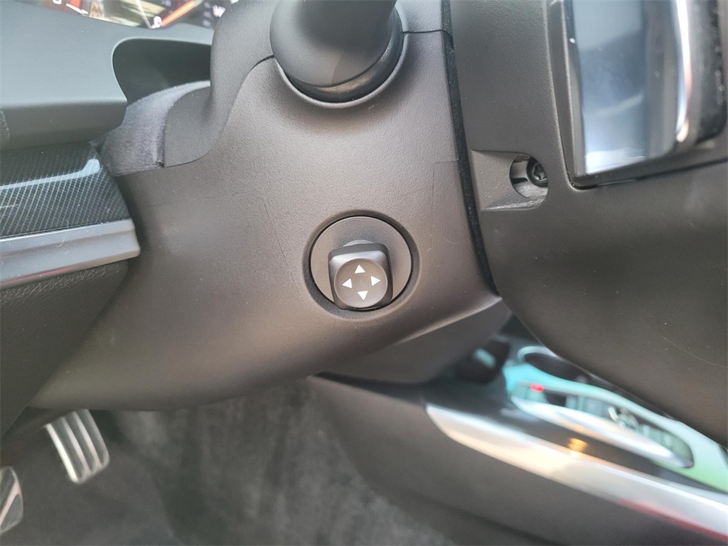 used 2019 Acura MDX car, priced at $26,002