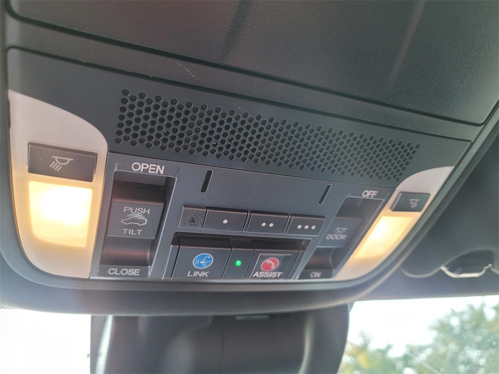 used 2019 Acura MDX car, priced at $26,002