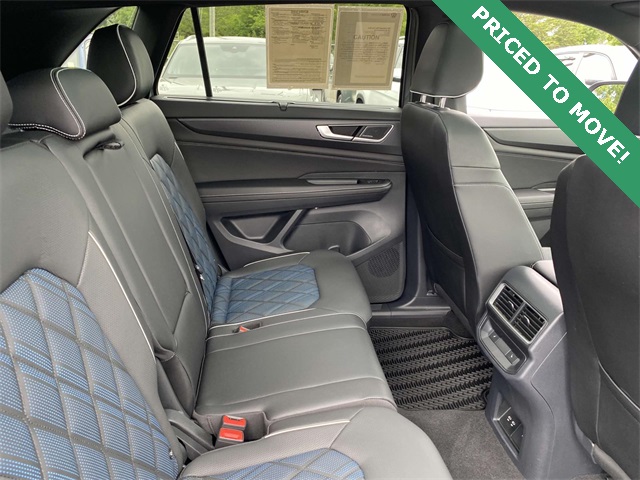 used 2025 Volkswagen Atlas Cross Sport car, priced at $48,451