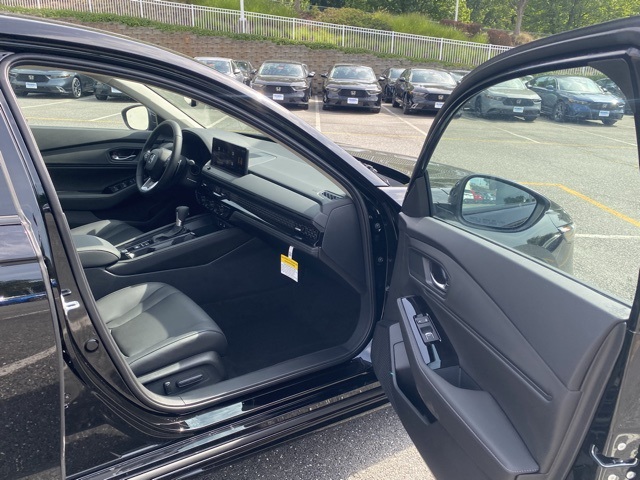 new 2025 Honda Accord Hybrid car, priced at $40,450