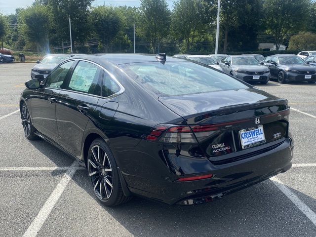 new 2025 Honda Accord Hybrid car, priced at $40,450