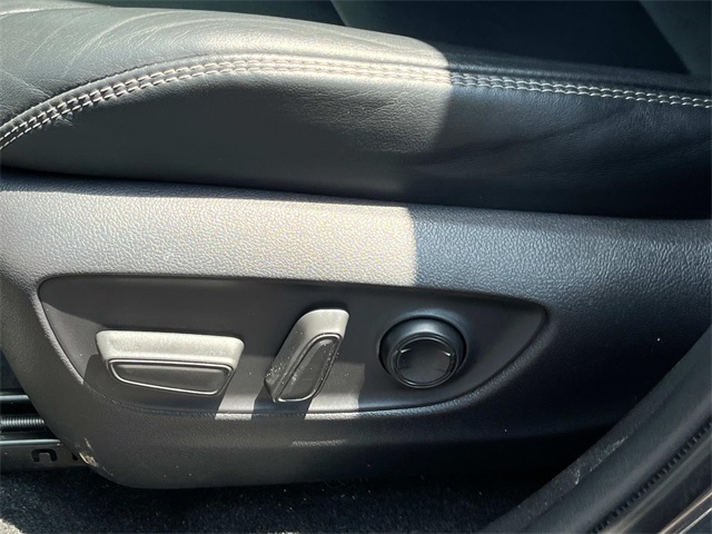 used 2020 Toyota RAV4 car, priced at $25,888