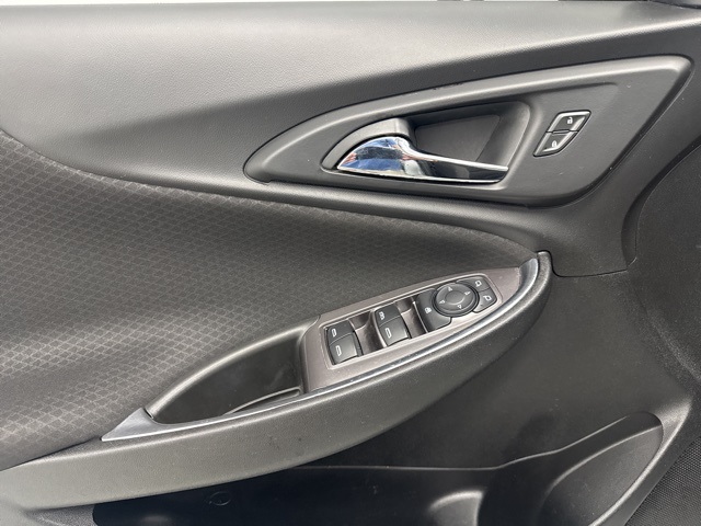 used 2019 Chevrolet Malibu car, priced at $14,988