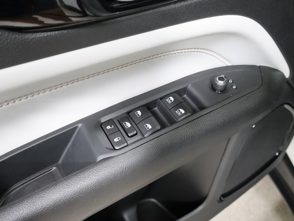new 2025 Jeep Compass car, priced at $32,898