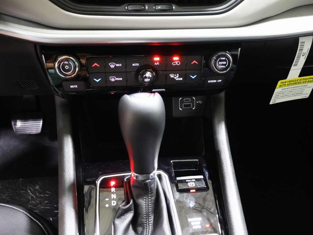 new 2025 Jeep Compass car, priced at $32,898