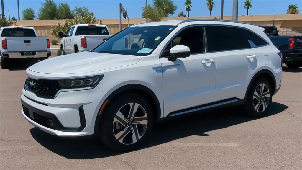 used 2023 Kia Sorento Hybrid car, priced at $32,991