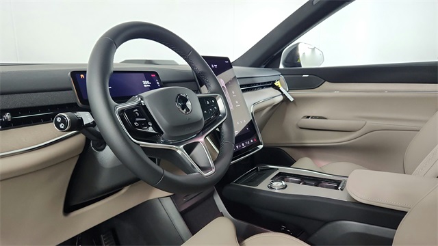 new 2025 Volvo EX90 car, priced at $86,290