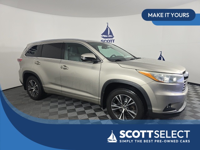 used 2016 Toyota Highlander car, priced at $14,922
