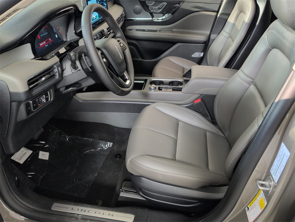 new 2025 Lincoln Corsair car, priced at $41,021