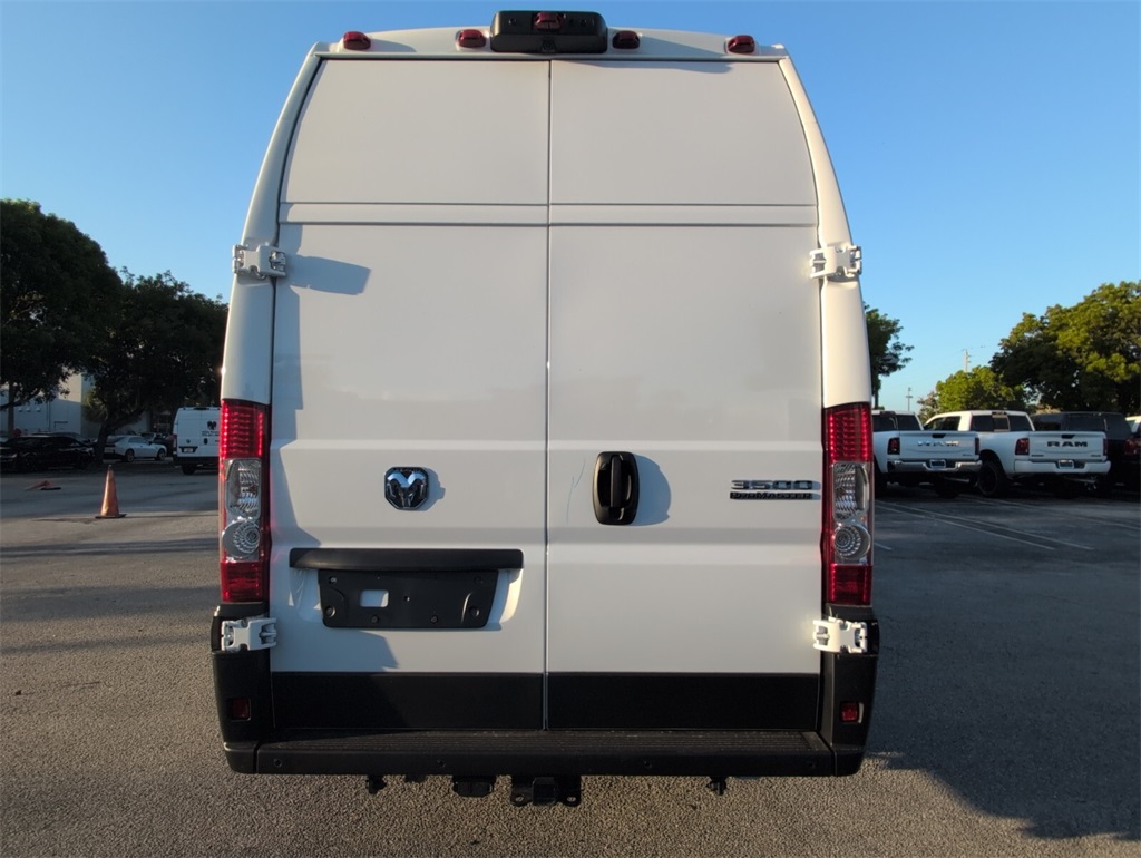 new 2025 Ram ProMaster 3500 car, priced at $52,365