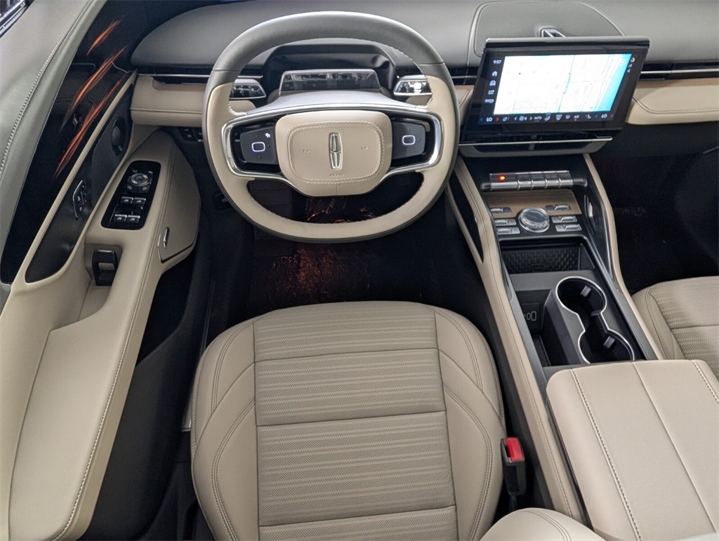 new 2025 Lincoln Nautilus car, priced at $64,757