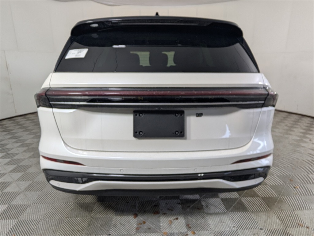 new 2025 Lincoln Nautilus car, priced at $64,757