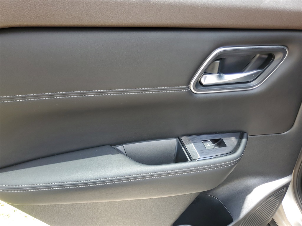 used 2022 Nissan Rogue car, priced at $27,950
