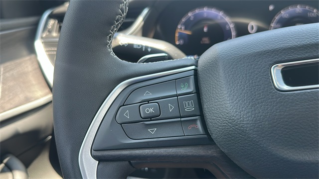 new 2025 Jeep Grand Cherokee car, priced at $48,515