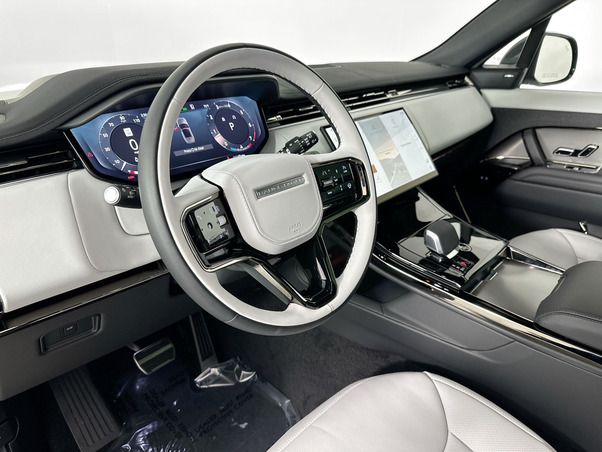 new 2025 Land Rover Range Rover Sport car, priced at $101,655