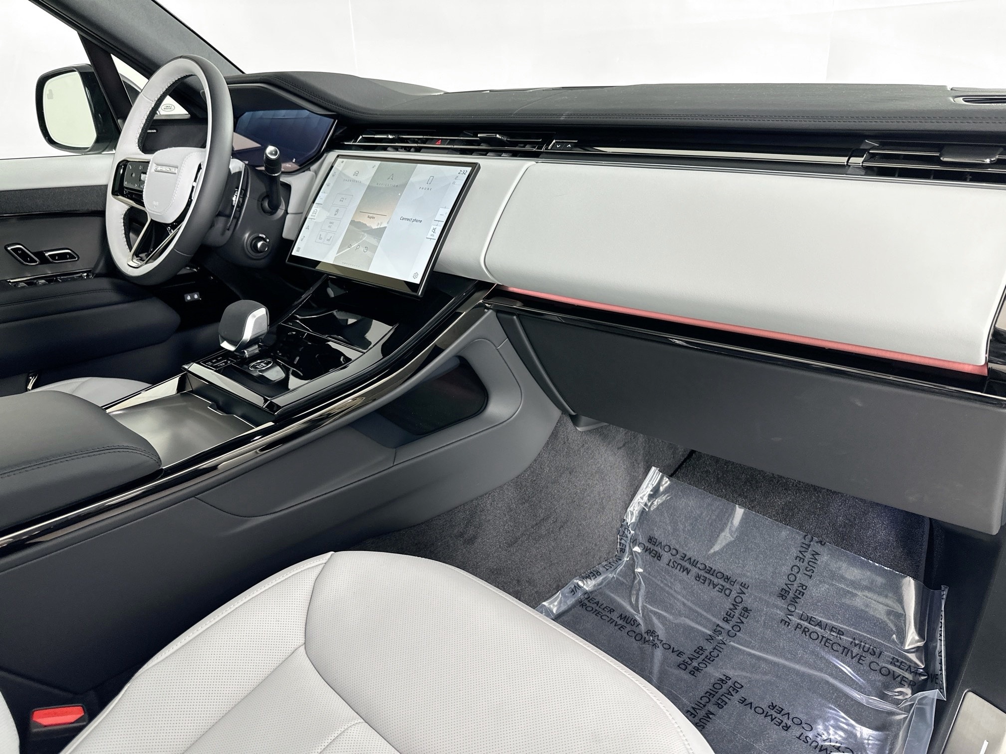 new 2025 Land Rover Range Rover Sport car, priced at $101,655
