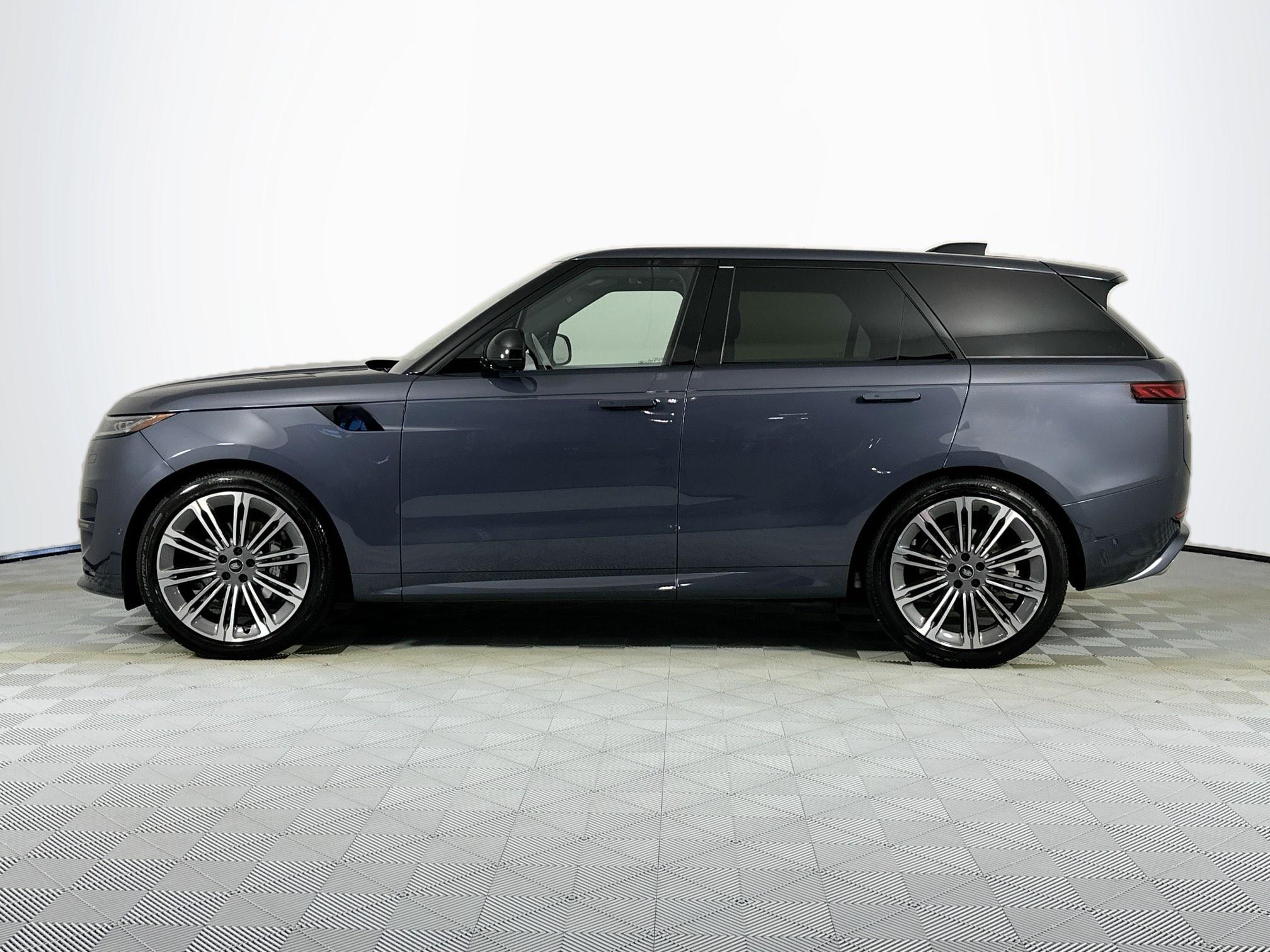 new 2025 Land Rover Range Rover Sport car, priced at $101,655