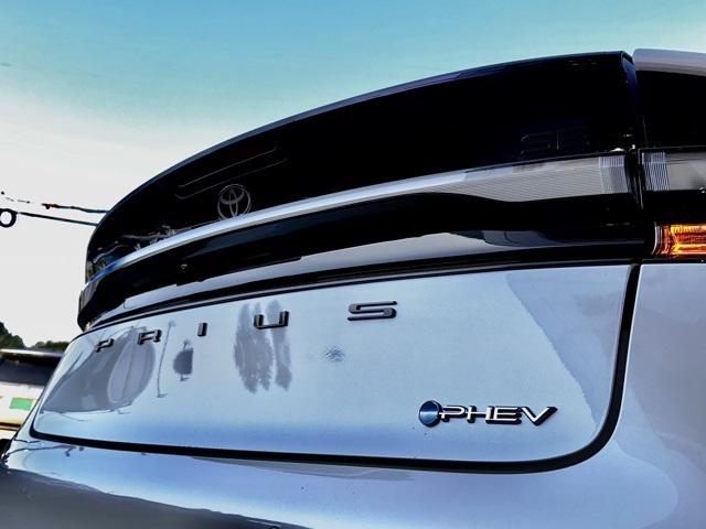 new 2026 Toyota Prius Plug-In Hybrid car, priced at $34,367