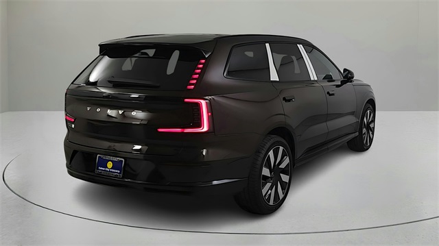 new 2025 Volvo EX90 car, priced at $87,835