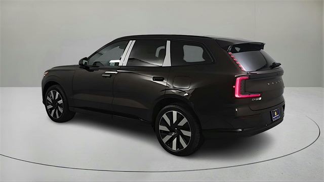 new 2025 Volvo EX90 car, priced at $87,835
