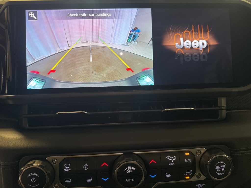 new 2025 Jeep Gladiator car, priced at $52,240