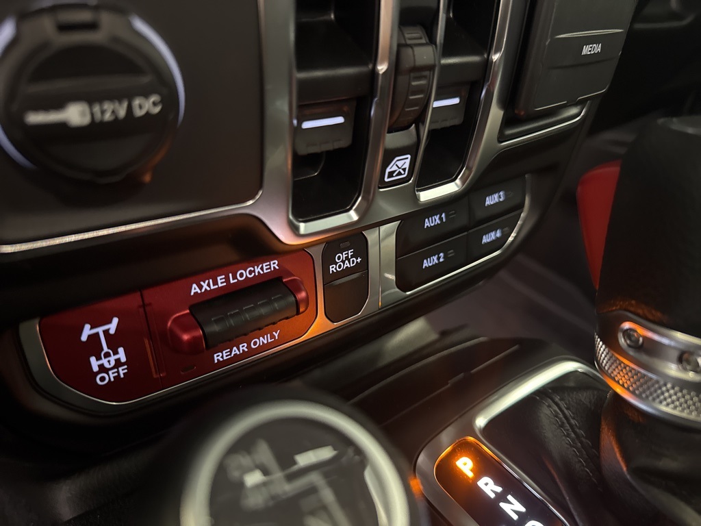 new 2025 Jeep Gladiator car, priced at $52,240