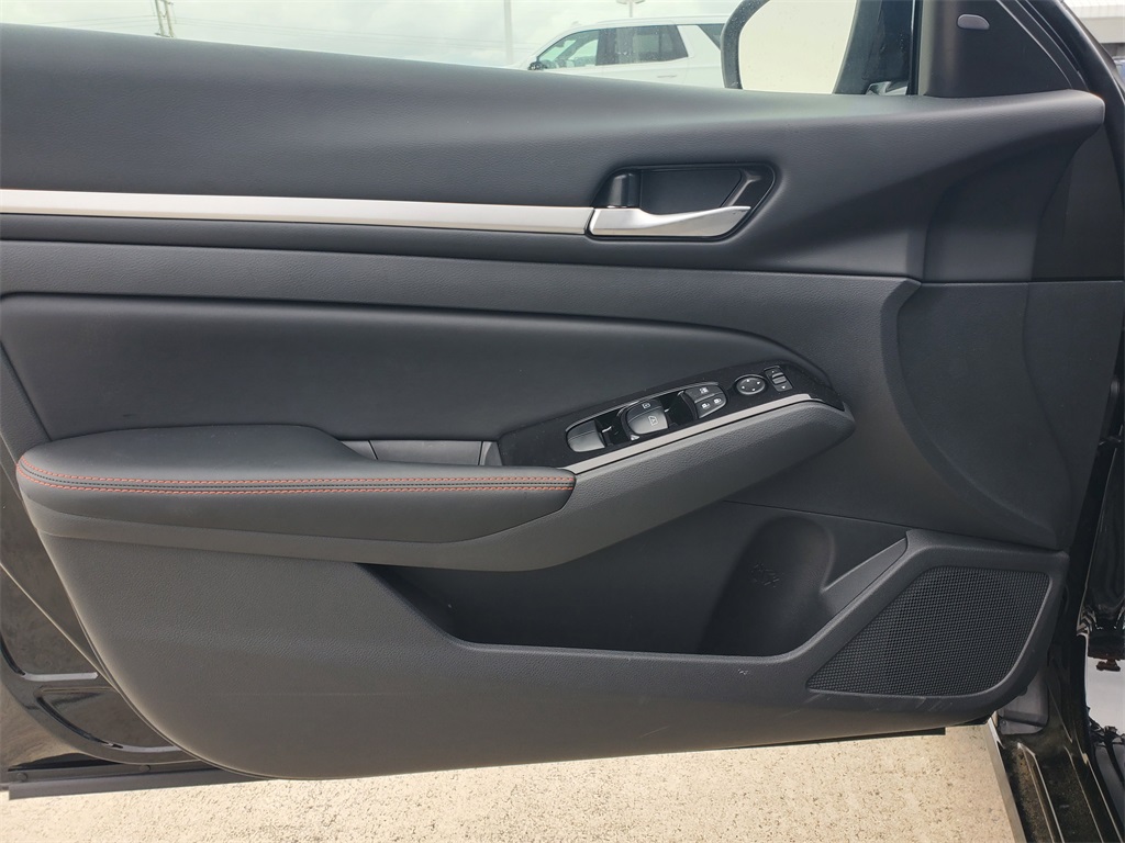 new 2025 Nissan Altima car, priced at $29,716