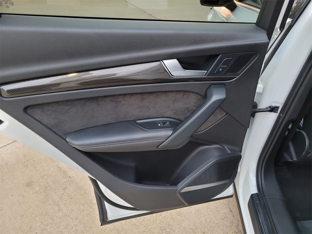 used 2018 Audi SQ5 car, priced at $18,075