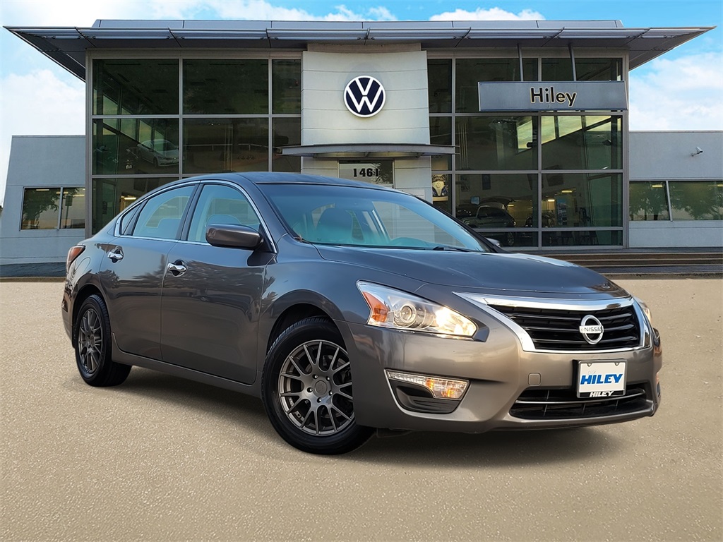 used 2014 Nissan Altima car, priced at $5,996