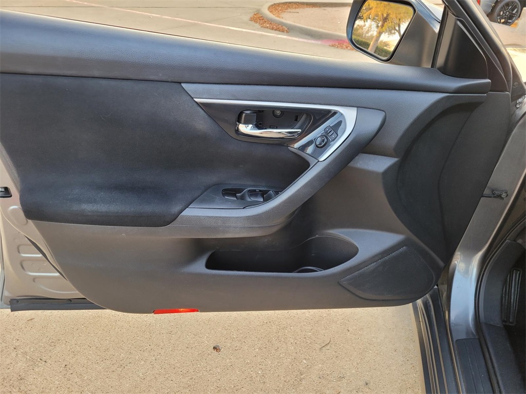 used 2014 Nissan Altima car, priced at $5,996