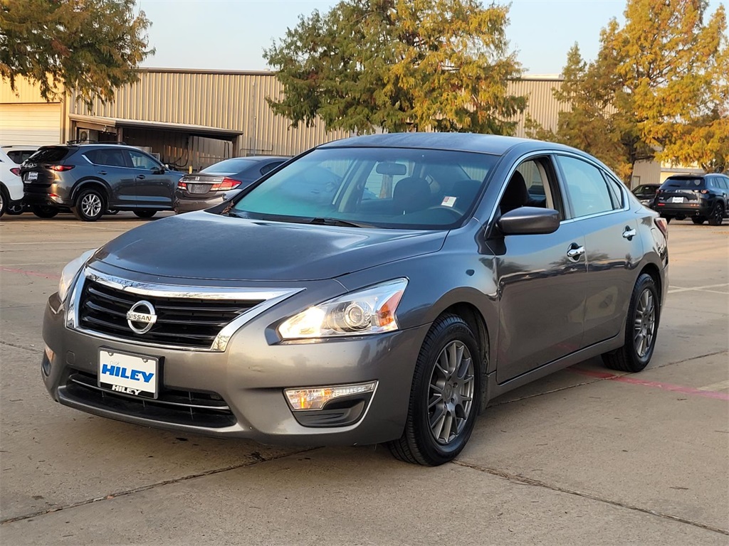used 2014 Nissan Altima car, priced at $5,996