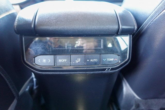 used 2022 Toyota Highlander car, priced at $33,455