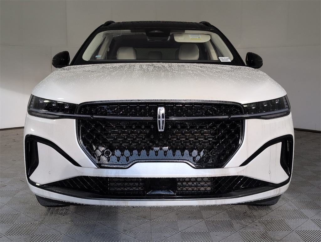 new 2025 Lincoln Nautilus car, priced at $81,576