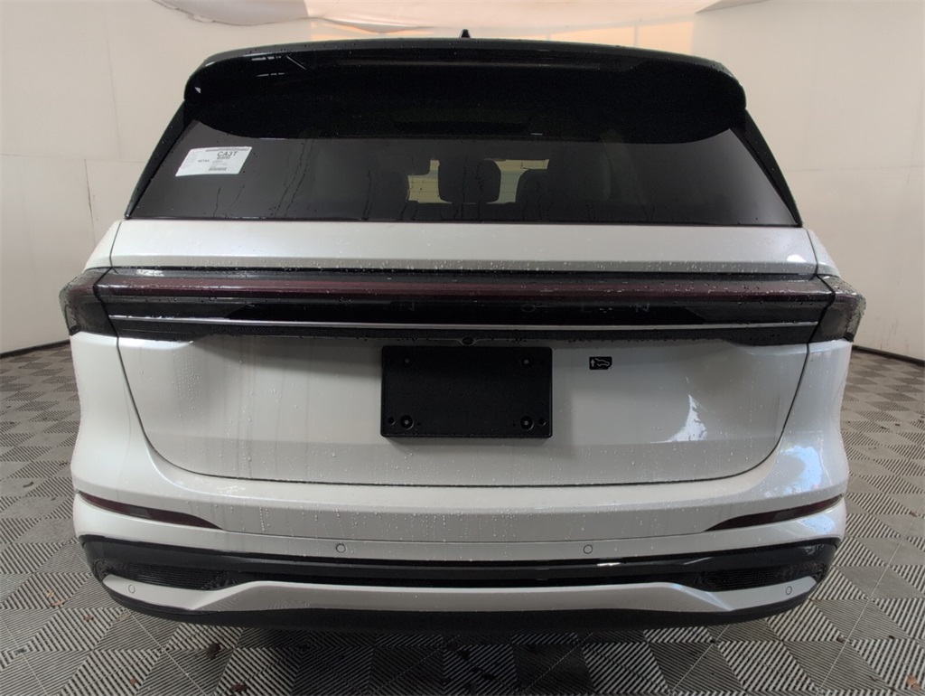 new 2025 Lincoln Nautilus car, priced at $81,576