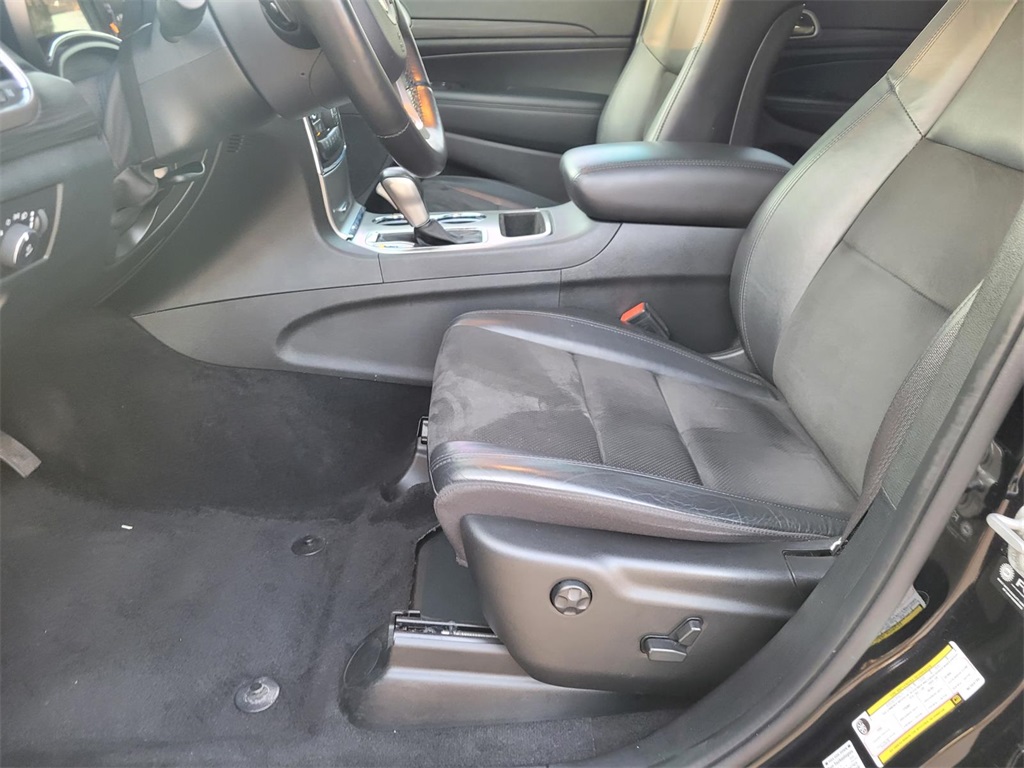 used 2022 Jeep Grand Cherokee WK car, priced at $22,083